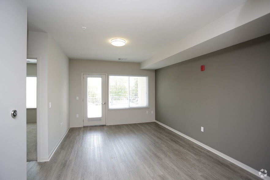 More Photos Of 7900 Conser St, Overland Park Apartments For Sale