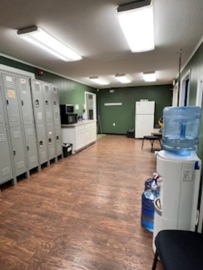 More Photos Of 123 Park St, Rutland Manufacturing For Sale