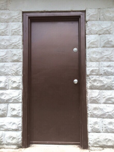 More Photos Of 1618 S Mead St, Wichita Industrial For Lease