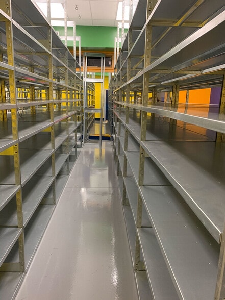 More Photos Of 201 Sunset Blvd E, Chambersburg Warehouse For Sale