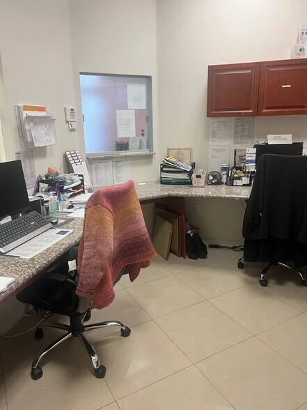 More Photos Of 1741-1759 N University Dr, Pembroke Pines Storefront Retail Office For Sale