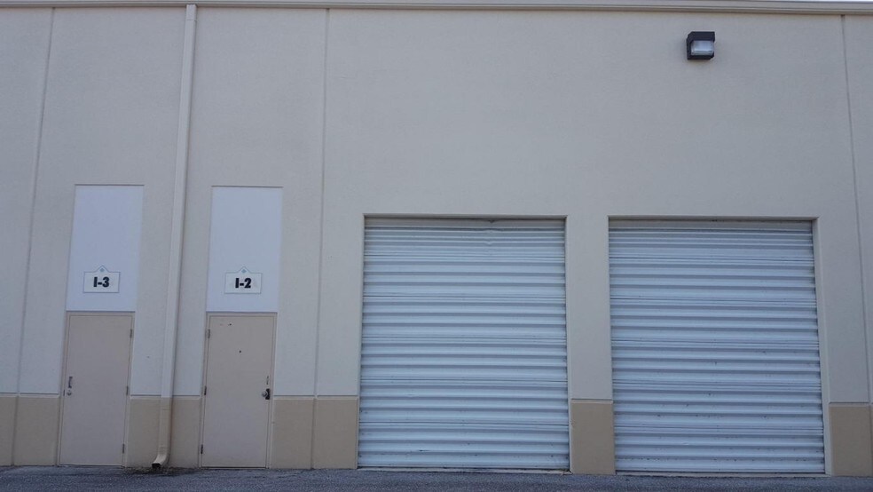 More Photos Of 2755 Vista Pky, West Palm Beach Coworking Space