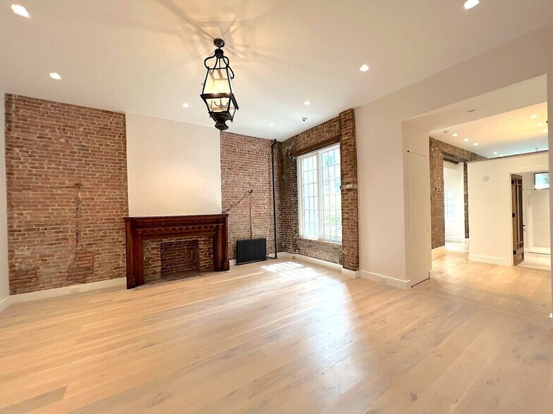 More Photos Of 28 W 89th St, New York Apartments For Sale