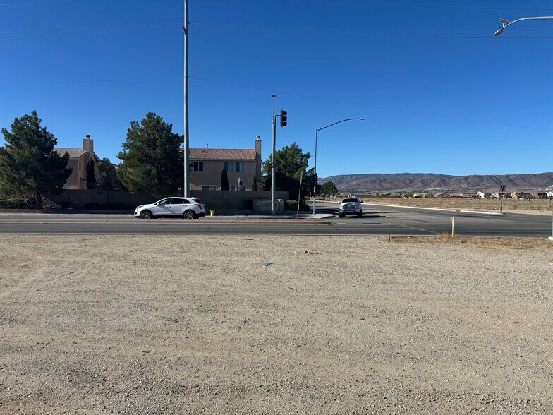 More Photos Of Avenue J & 50th Street West, Lancaster Land For Lease