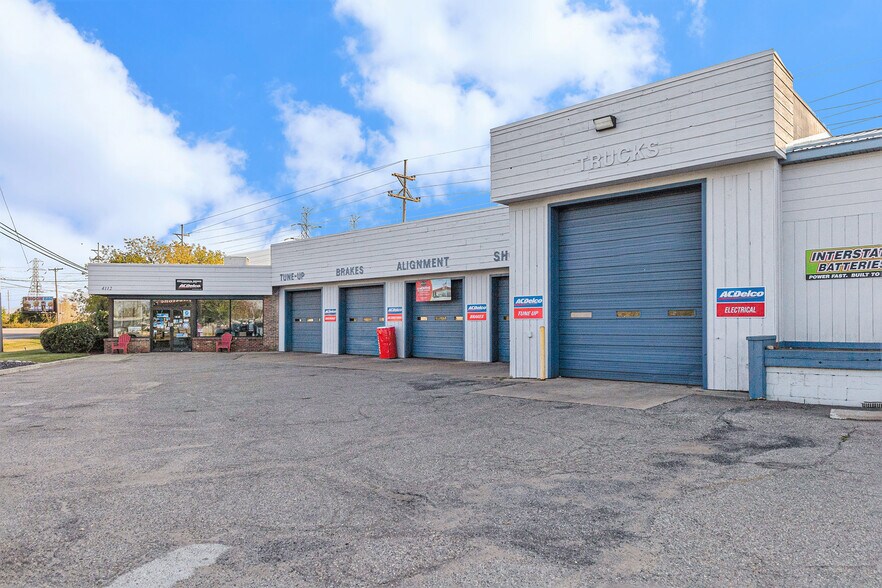 More Photos Of G4112 S Dort Hwy, Burton Auto Repair For Sale
