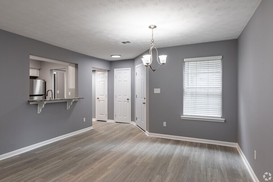 More Photos Of 563 Briar Hill Ct, Riverdale Apartments For Sale