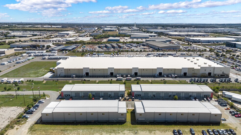 More Photos Of 7637 FM 3009, Schertz Light Distribution For Sale