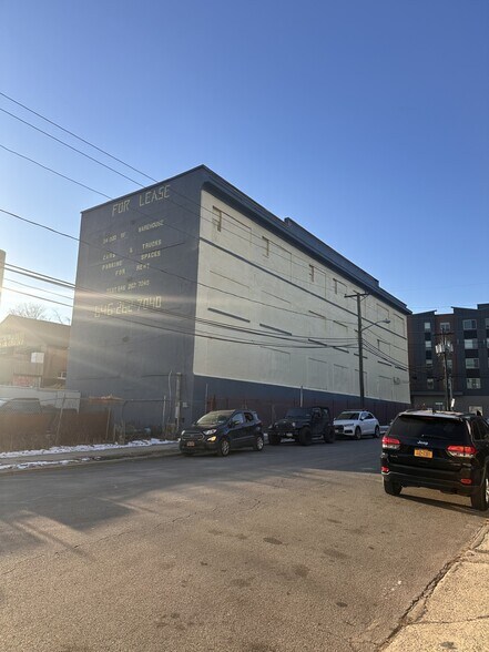 More Photos Of 26 Cornelison Ave, Jersey City Manufacturing For Lease