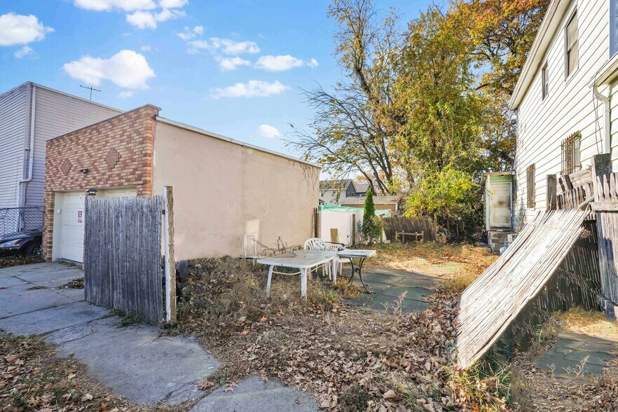More Photos Of 116-60 148th St, Jamaica Land For Sale