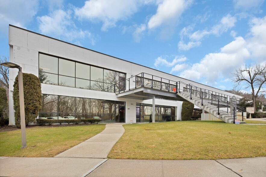 More Photos Of 1 Executive Blvd, Suffern Office For Sale
