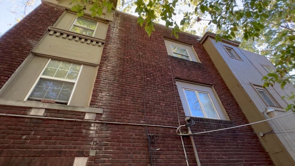 More Photos Of 108 N Mersington Ave, Kansas City Apartments For Sale