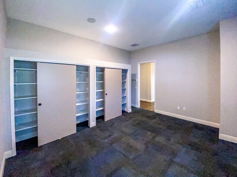 More Photos Of 2301 60th St, Bradenton Medical For Lease