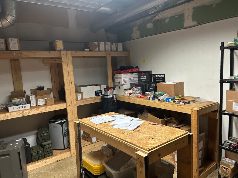 More Photos Of 300 Buell Rd, Rochester Loft Creative Space For Sale