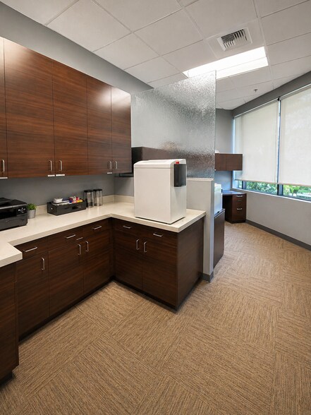 More Photos Of 2 Wrigley Ave, Irvine Coworking Space