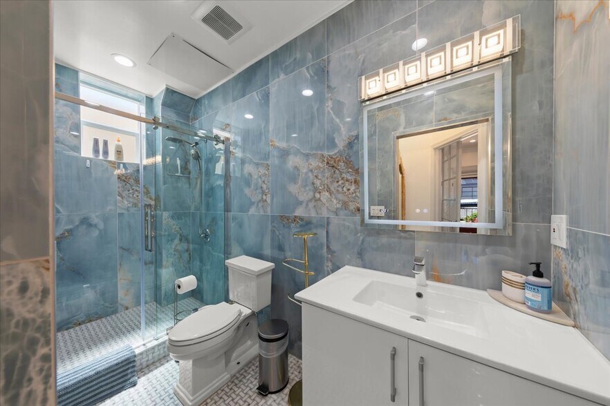 More Photos Of 1176 Laurel St, San Carlos Storefront Retail Residential For Sale