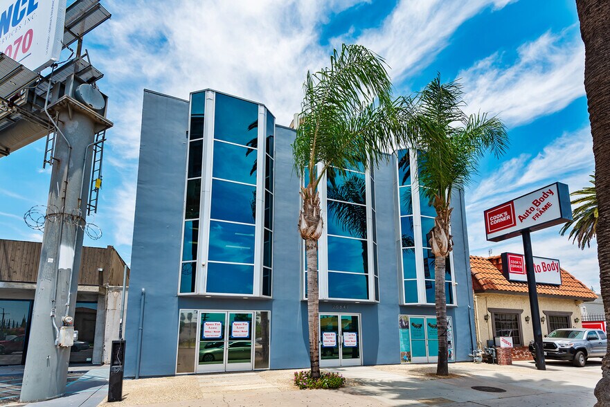 Primary Photo Of 20847 Sherman Way, Canoga Park Office For Sale