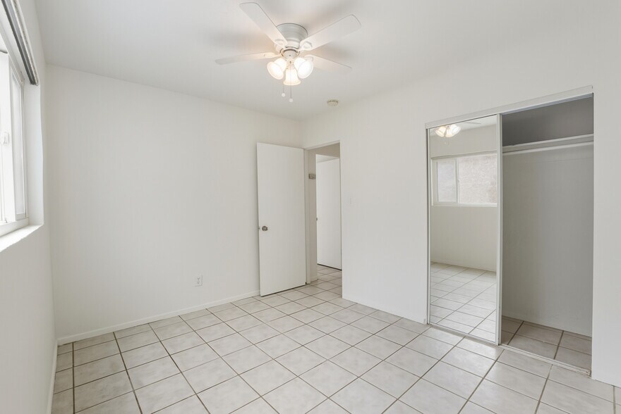 More Photos Of 165 20th St, San Diego Apartments For Sale