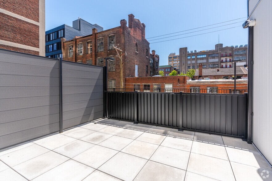 More Photos Of 1314 Spring Garden St, Philadelphia Apartments For Lease