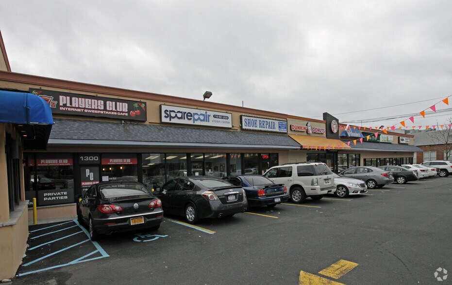 Primary Photo Of 1300 Hylan Blvd, Staten Island General Retail For Sale