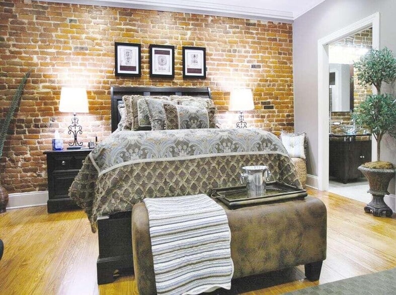 More Photos Of 113 N Main St, Ripley Hotel For Sale