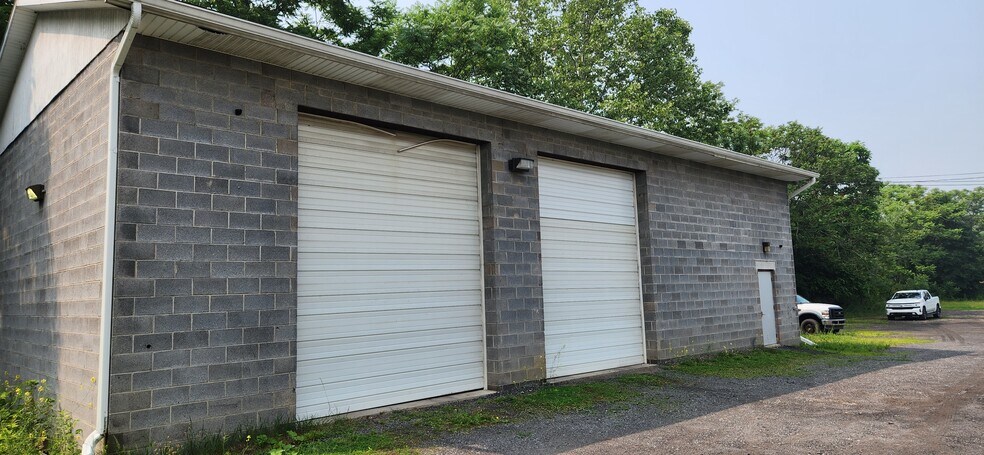 More Photos Of 8 N Main St, Ashley Office Residential For Sale