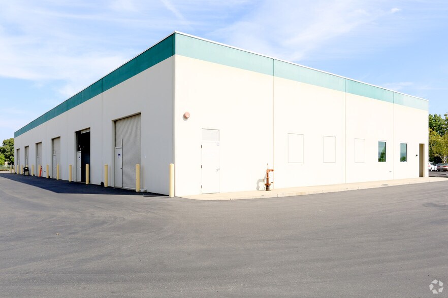 More Photos Of 3333 Vaca Valley Pky, Vacaville Research And Development For Lease