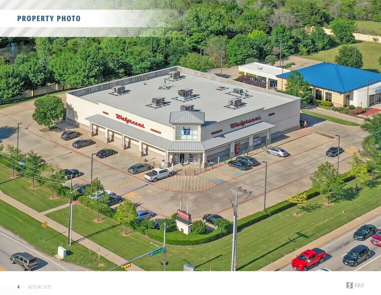 More Photos Of 731 W Belt Line Rd, DeSoto Drugstore For Sale