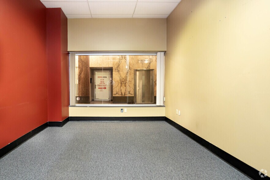 More Photos Of 10-22 E Main St, Rochester Office For Lease