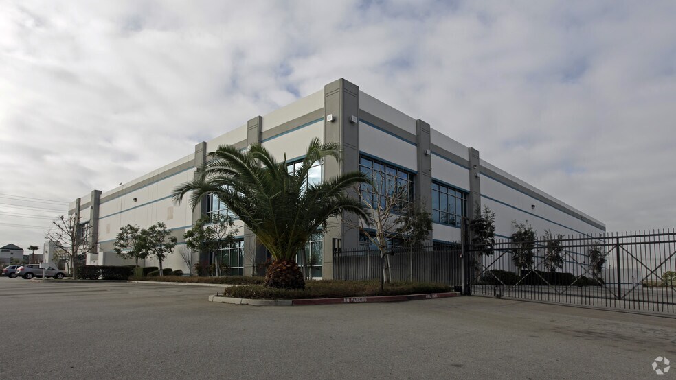 More Photos Of 12178 4th St, Rancho Cucamonga Warehouse For Lease