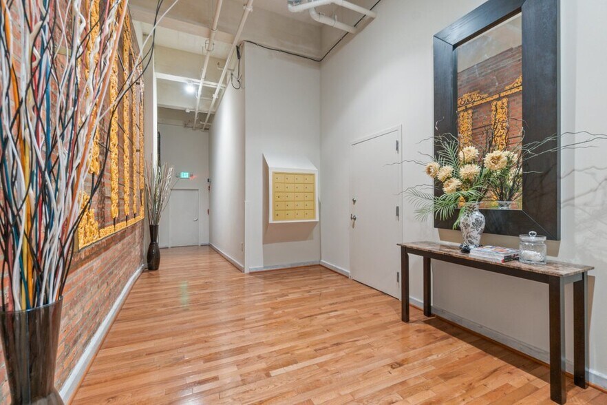 More Photos Of 311-313 W Baltimore St, Baltimore Apartments For Sale