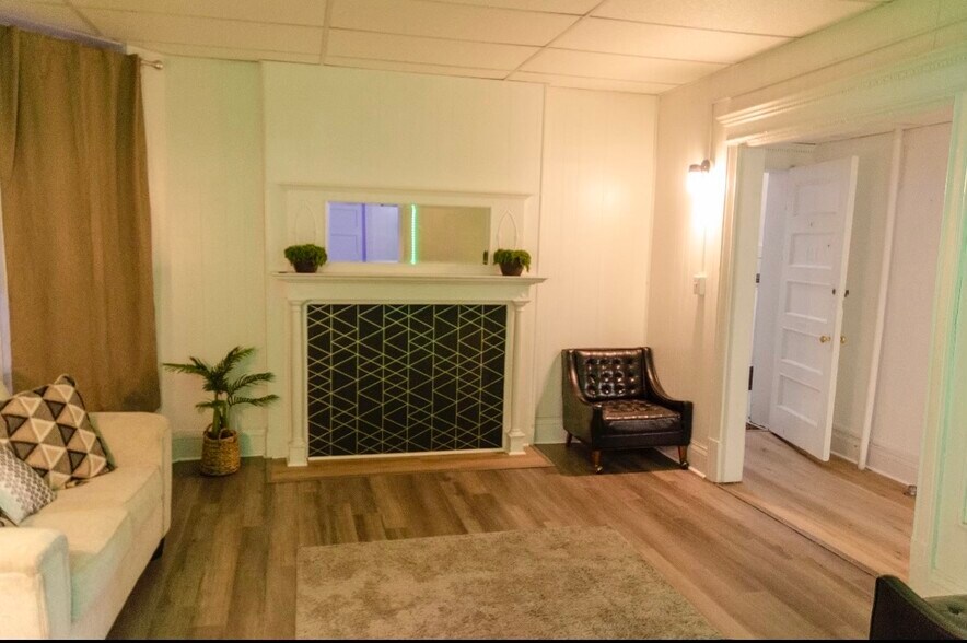 More Photos Of 408 James St, Syracuse Apartments For Sale