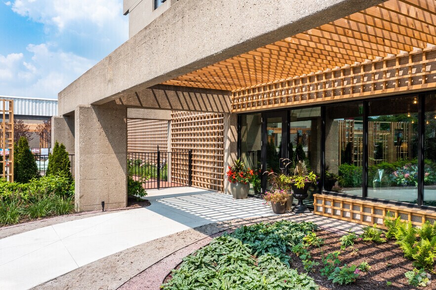 More Photos Of 750 Chene St, Detroit Apartments For Sale