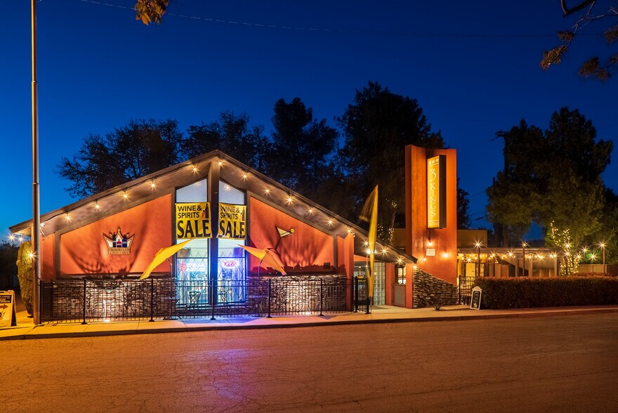 More Photos Of 102 E Pima St, Cottonwood Restaurant For Sale