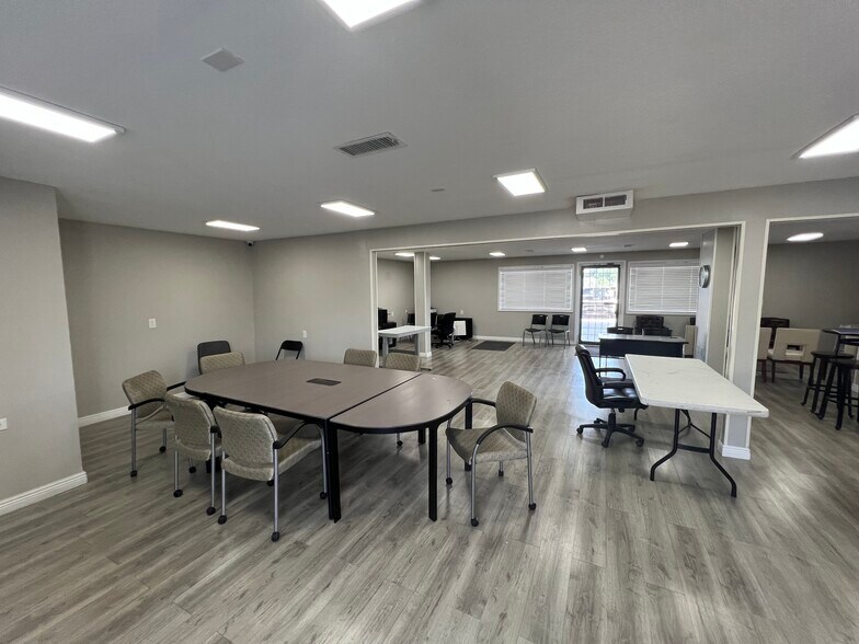 More Photos Of 811 E Rancier Ave, Killeen Auto Repair For Lease