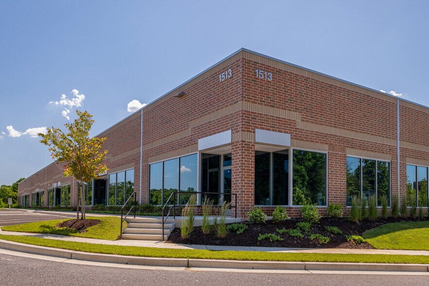 More Photos Of 1503 Signature Dr, Hanover Unknown For Lease