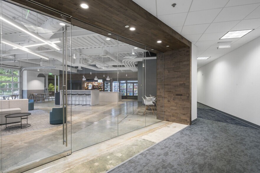 More Photos Of 4100 Wildwood Pky, Atlanta Unknown For Lease