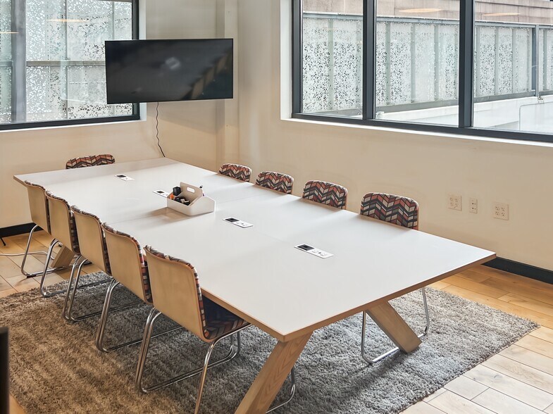 More Photos Of 1372 Peachtree St NE, Atlanta Coworking Space