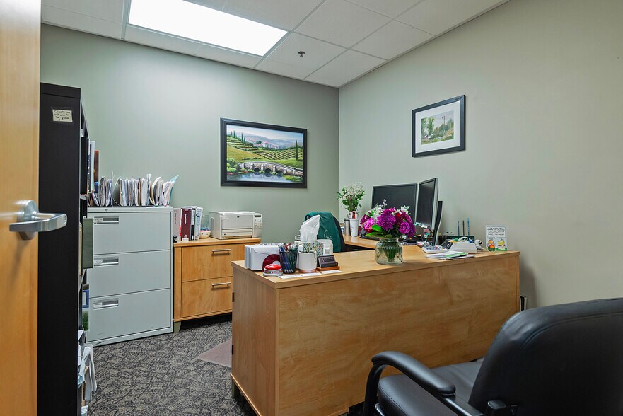 More Photos Of 7370-7430 Creek Rd, Midvale Office For Sale