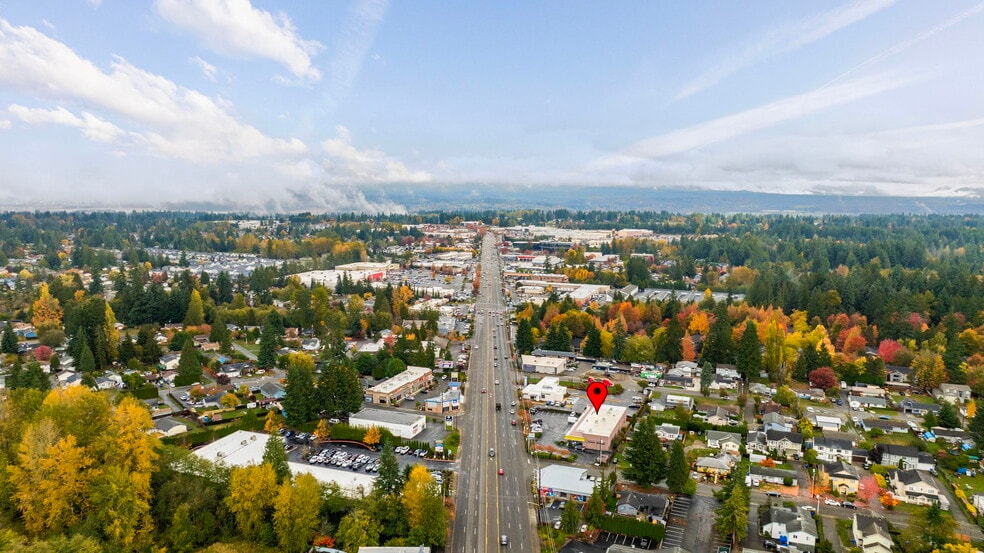 More Photos Of 10 SE Everett Mall Way, Everett General Retail For Lease