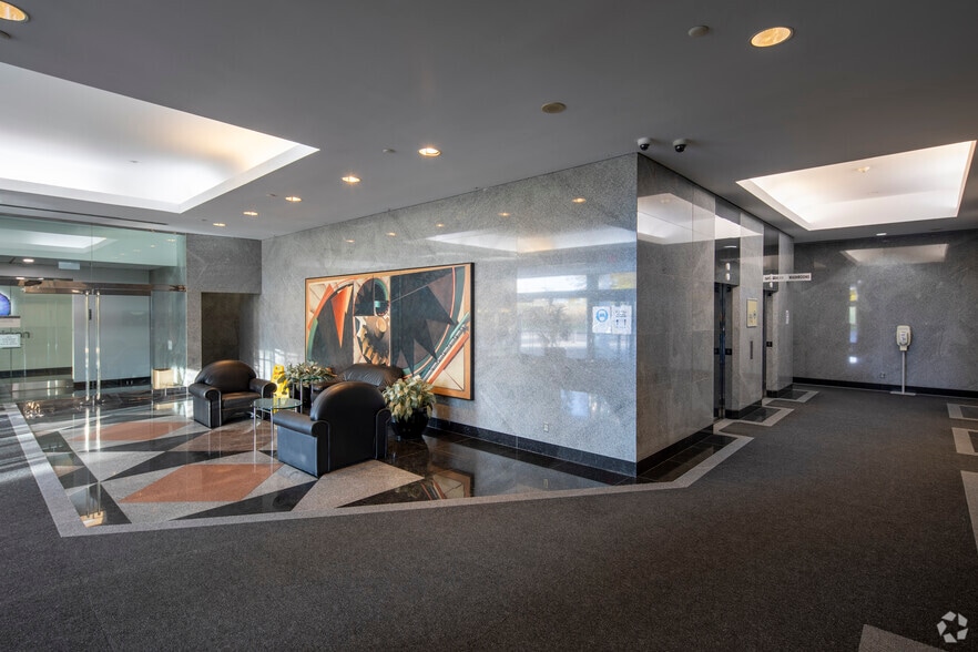 More Photos Of 45 Vogell Rd, Richmond Hill Office For Lease