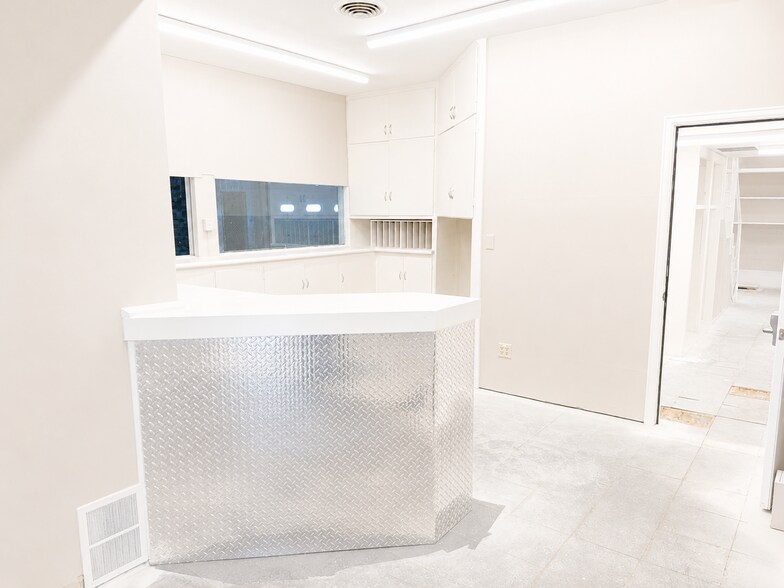 More Photos Of 622 W 1st St, Julesburg Auto Dealership For Sale