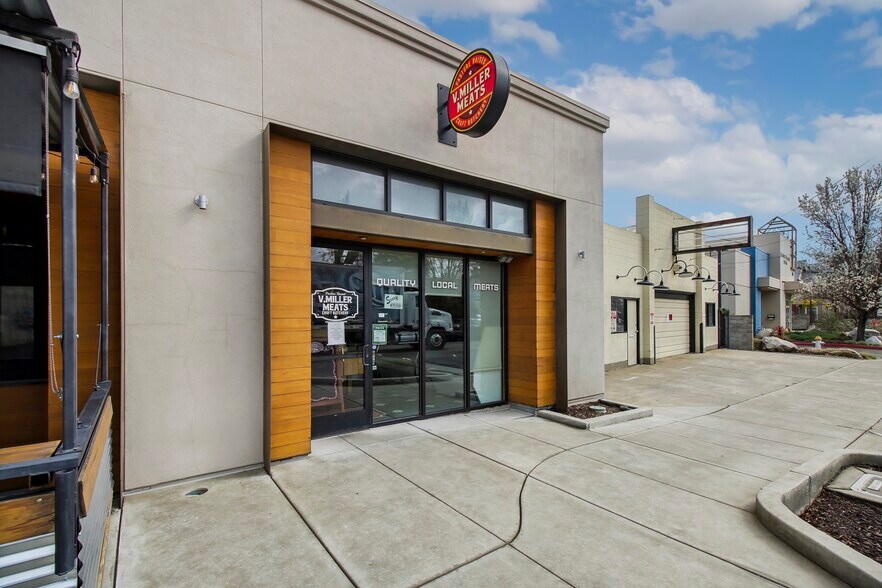 More Photos Of 4801 Folsom Blvd, Sacramento Freestanding For Lease