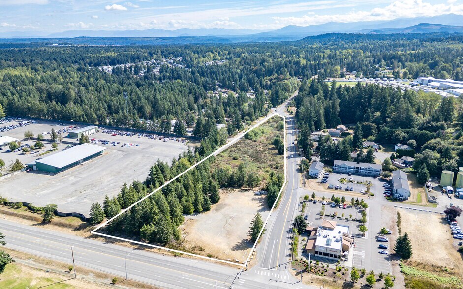 More Photos Of 10301 Eustis Hunt Rd E, Graham Land For Sale