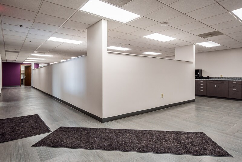 More Photos Of 139 Harrison Ave, Rockford Warehouse For Sale