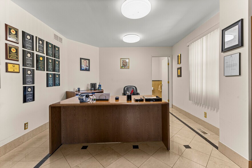 More Photos Of 30401 Utica Rd, Roseville Office For Sale