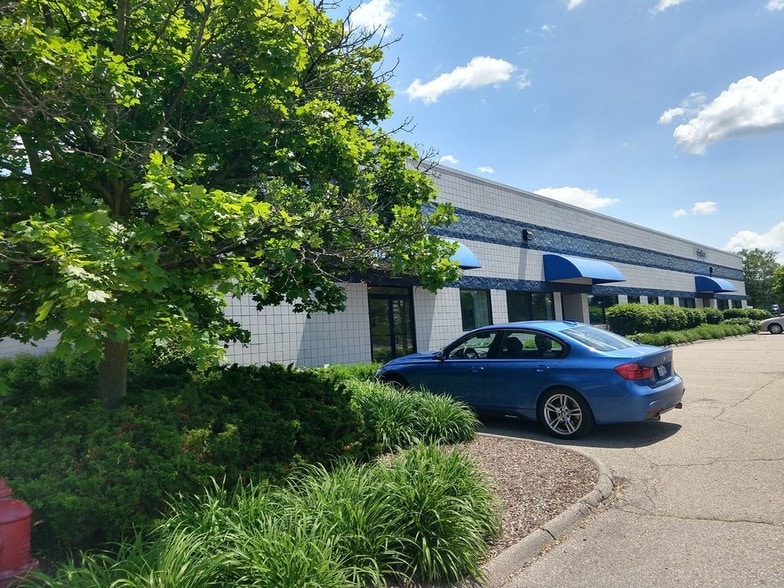 More Photos Of 4177 Varsity Dr, Ann Arbor Flex For Sale