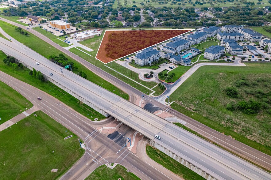 More Photos Of 8303 Zac Lentz Parkway, Victoria Land For Sale