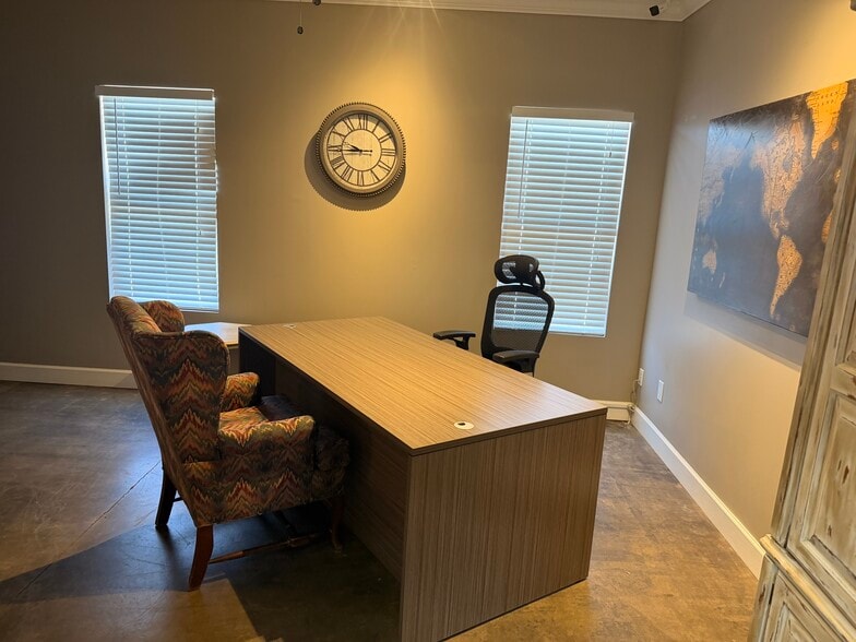 More Photos Of 130 Gralan Dr, Byron Office Residential For Sale