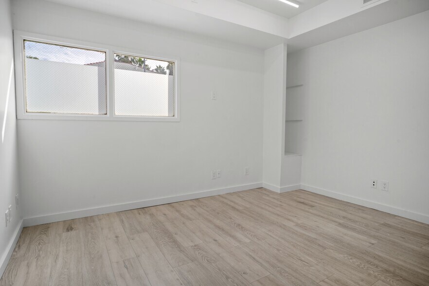 More Photos Of 2535 Kettner Blvd, San Diego Office Residential For Sale