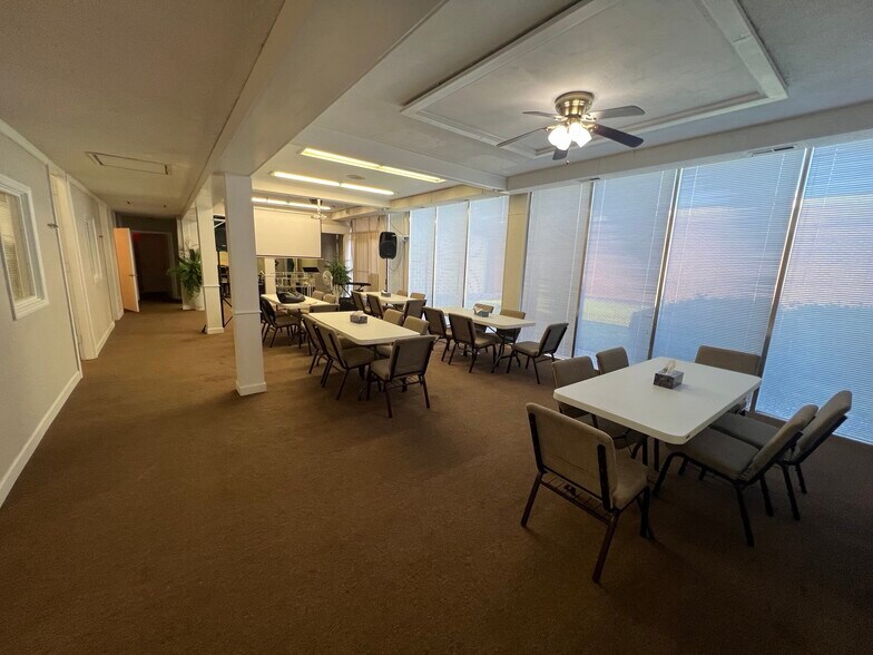 More Photos Of 1710 E Bessemer Ave, Greensboro Office For Lease